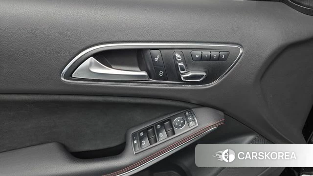 Mercedes-Benz A-Class W176 id 4988467 из Кореи 19
