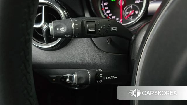 Mercedes-Benz GLA-Class X156 id 4526012 из Кореи 20