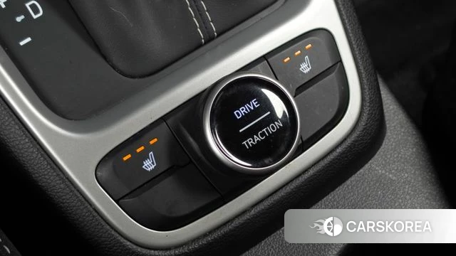 Hyundai Venue id 4707162 из Кореи 19