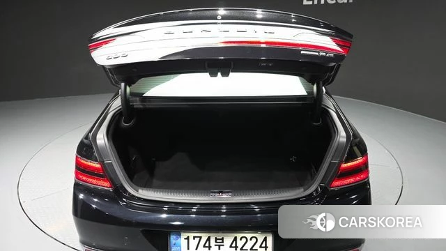 Genesis G90 id 4943673 из Кореи 19