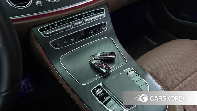 Mercedes-Benz E-Class W213 id 4905423 из Кореи 19