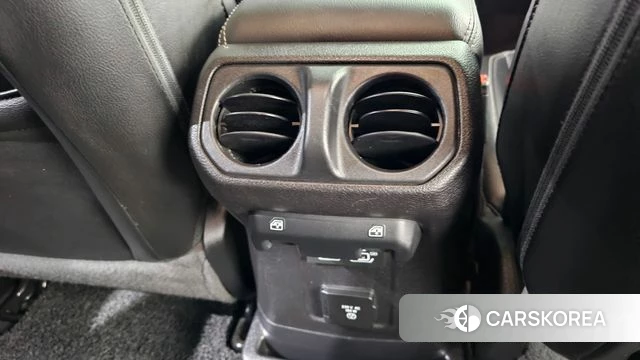 Jeep Wrangler (JL) id 4937015 из Кореи 19