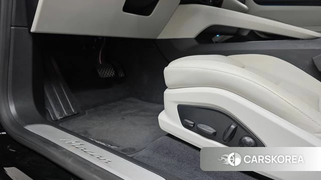 Porsche Makan EV id 4778177 из Кореи 19
