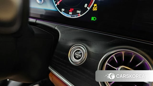 Mercedes-Benz E-Class W213 id 4604726 из Кореи 19