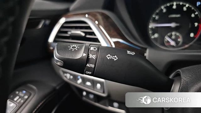 Genesis G90 id 5023786 из Кореи 19