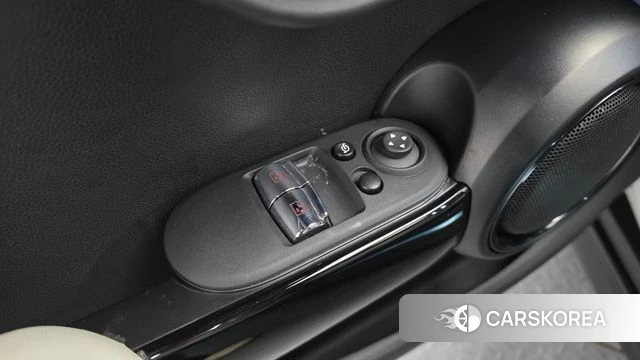 Mini Cooper S id 4922312 из Кореи 19