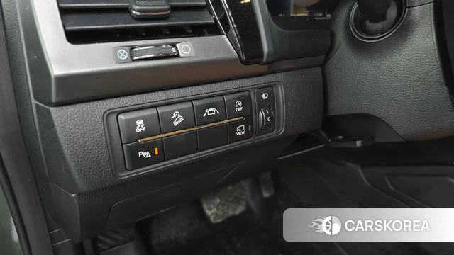 Ssangyong The New Rexton Sports Cannes id 5002638 из Кореи 19