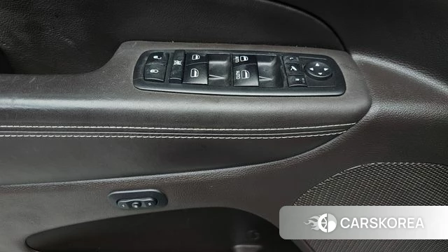 Jeep Grand Cherokee id 4988315 из Кореи 19