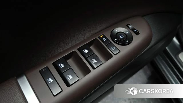 Hyundai Grandeur Hybrid (GN7) id 4996352 из Кореи 19