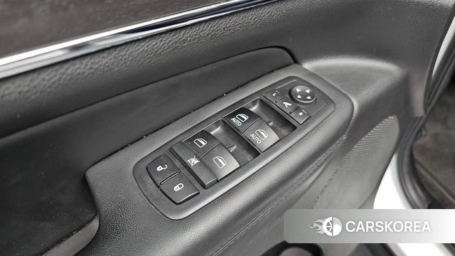 Jeep Grand Cherokee id 4944342 из Кореи 19
