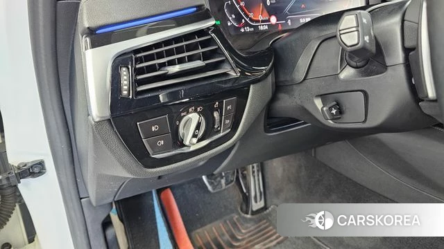 BMW 5 Series (G30) id 4987785 из Кореи 19