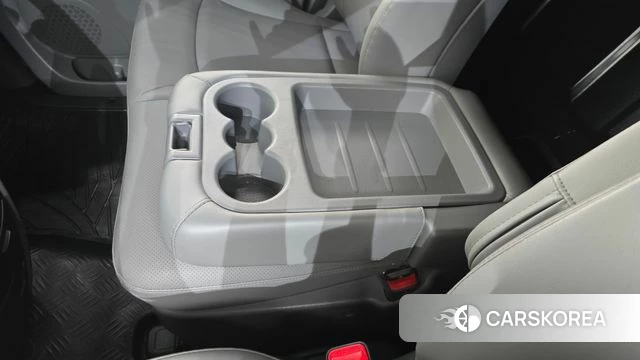 Hyundai The New Grand Starex id 4784888 из Кореи 19