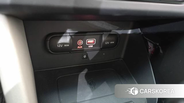 Kia Niro id 5018954 из Кореи 19