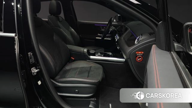 Mercedes-Benz GLA - Class H247 id 4941596 из Кореи 19