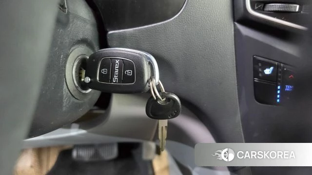 Hyundai The New Grand Starex id 4967371 из Кореи 19