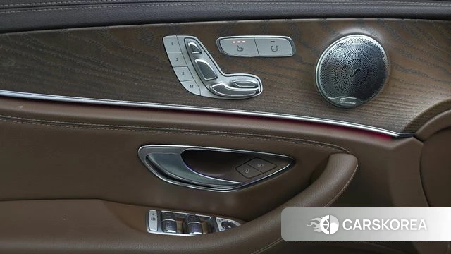 Mercedes-Benz E-Class W213 id 4983316 из Кореи 19