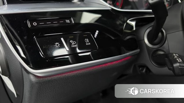 Audi A8 (D5) id 5033263 из Кореи 21