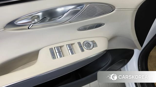 Genesis GV70 id 4951910 из Кореи 19