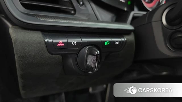 Porsche 911(992) id 4935586 из Кореи 19