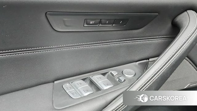 BMW 5 Series (G30) id 5017434 из Кореи 19