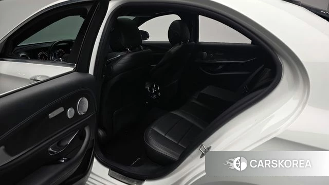 Mercedes-Benz E-Class W213 id 5060335 из Кореи 19