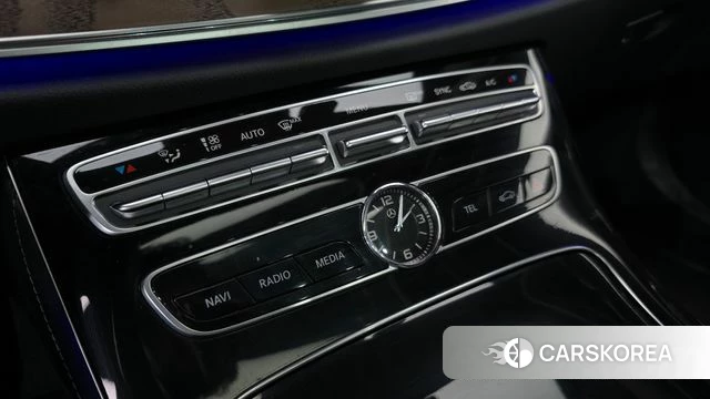 Mercedes-Benz E-Class W213 id 4930768 из Кореи 19