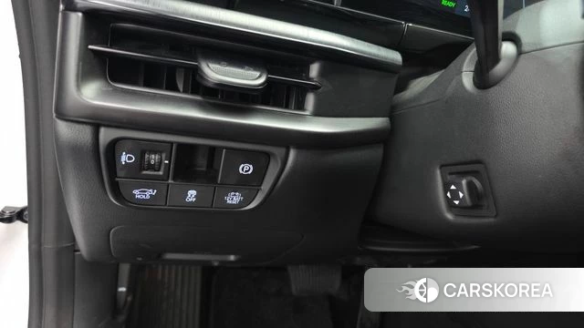 Hyundai Grandeur Hybrid (GN7) id 4981179 из Кореи 19