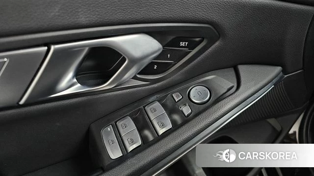 BMW 3 Series (G20) id 5053410 из Кореи 19