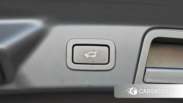Land Rover Range Rover Velar id 4943708 из Кореи 19