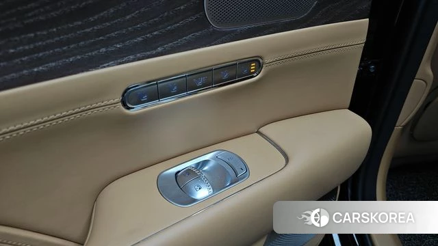 Genesis G90 (RS4) id 4996635 из Кореи 19