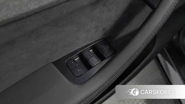 Tesla Model Y id 4853354 из Кореи 19