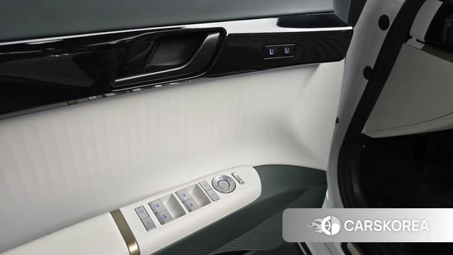Hyundai Grandeur Hybrid (GN7) id 4670023 из Кореи 19