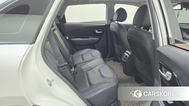 Kia Niro EV id 4966501 из Кореи 19