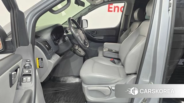 Hyundai The New Grand Starex id 4966911 из Кореи 19
