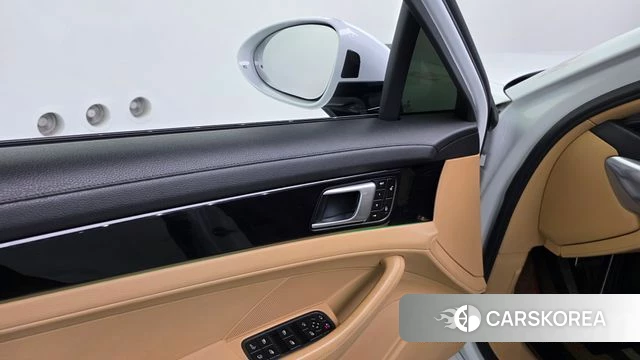 Porsche Panamera (971) id 4923924 из Кореи 19