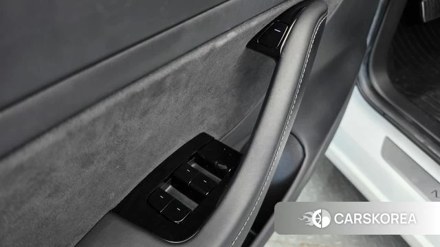Tesla Model 3 id 4987639 из Кореи 19