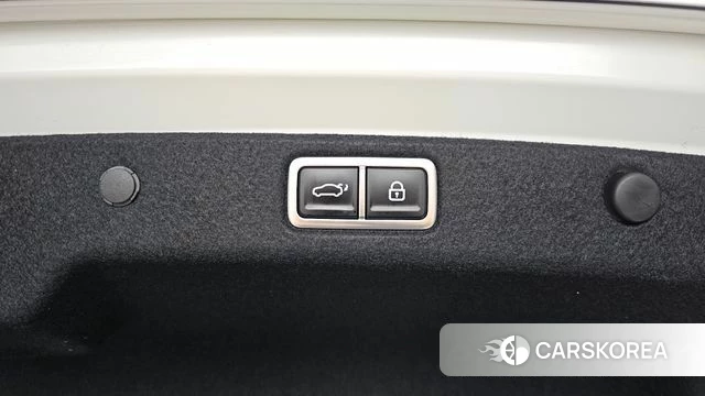 Hyundai Grandeur Hybrid (GN7) id 4995656 из Кореи 19