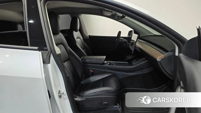 Tesla Model Y id 4942256 из Кореи 19