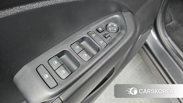 Hyundai Venue id 5017586 из Кореи 19
