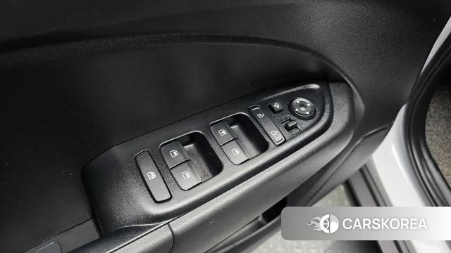 Hyundai Venue id 5041188 из Кореи 19