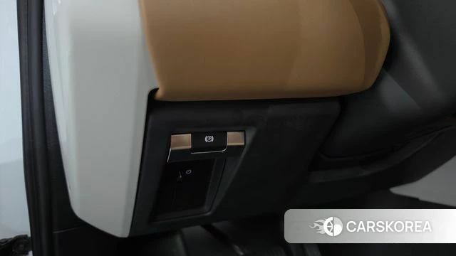 Land Rover Defender (L663) id 4916266 из Кореи 19