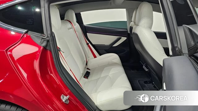 Tesla Model 3 id 4918378 из Кореи 19