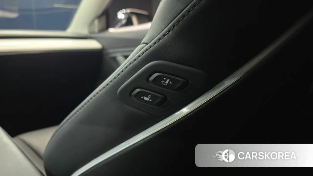 Tesla Model 3 id 4775821 из Кореи 19