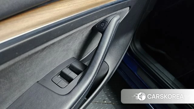 Tesla Model 3 id 4996846 из Кореи 19