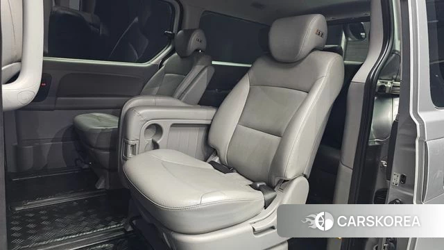 Hyundai The New Grand Starex id 4977465 из Кореи 19