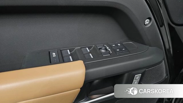 Land Rover Defender (L663) id 4941158 из Кореи 19