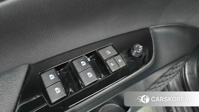 Toyota Prius 4th Generation id 4918839 из Кореи 19