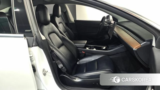 Tesla Model 3 id 4992596 из Кореи 19