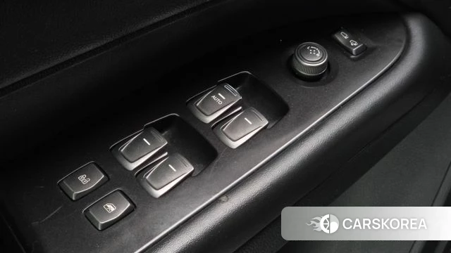 Ssangyong Rexton Sports id 4982270 из Кореи 19