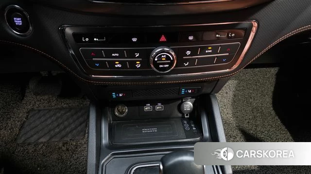 Ssangyong The New Rexton Sports Cannes id 5027792 из Кореи 19